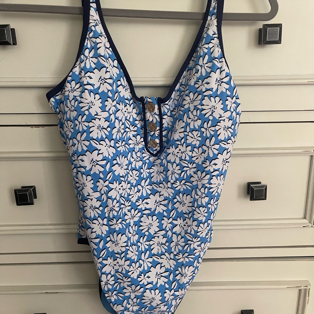 Lilly Pulitzer Blue and White Floral Swimwear